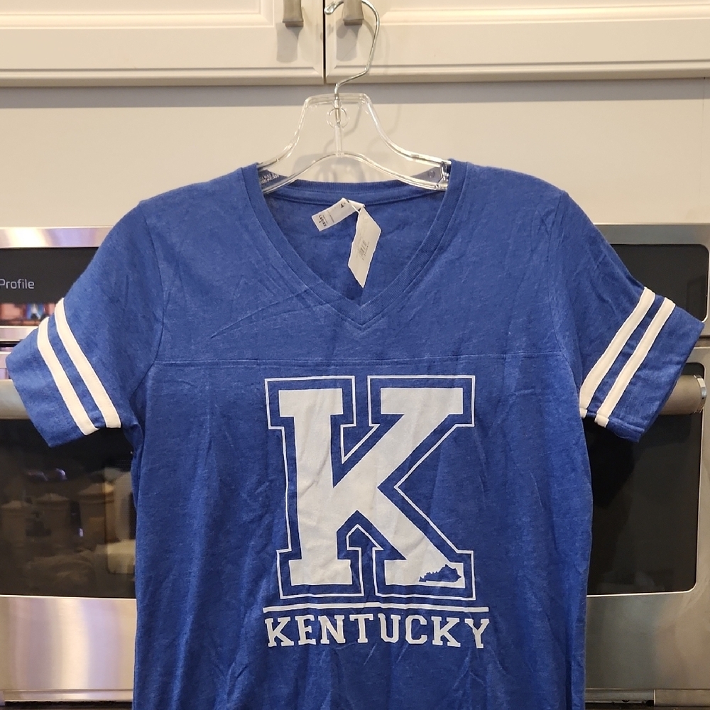 Kentucky  Varsity K V Neck Tee S Royal Shirt NWT
